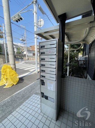 摂津本山駅 徒歩4分 1階の物件外観写真